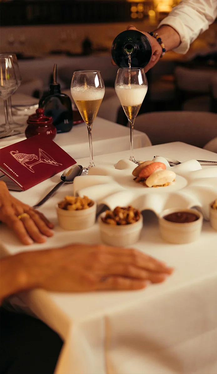 Dessert signature du restaurant NYKAT à Antibes Dessert signature du restaurant NYKAT à Antibes